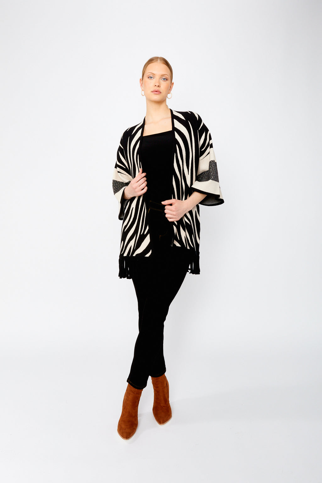 Frank Lyman Relaxed Fit Zebra Kimono Style 243535u