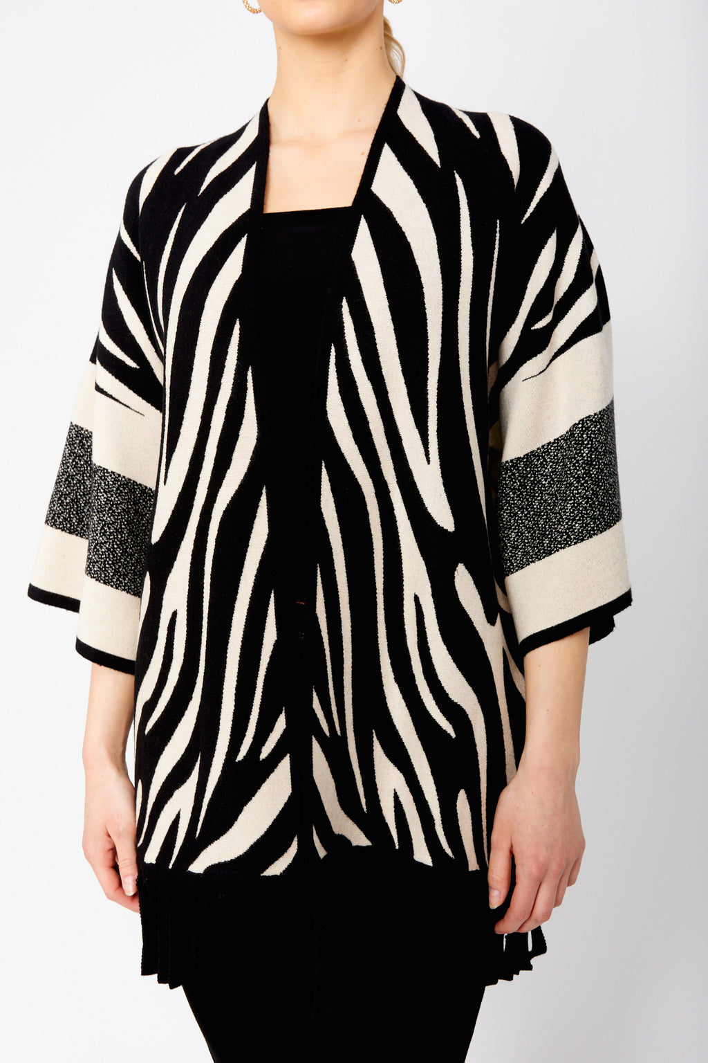 Frank Lyman Relaxed Fit Zebra Kimono Style 243535u