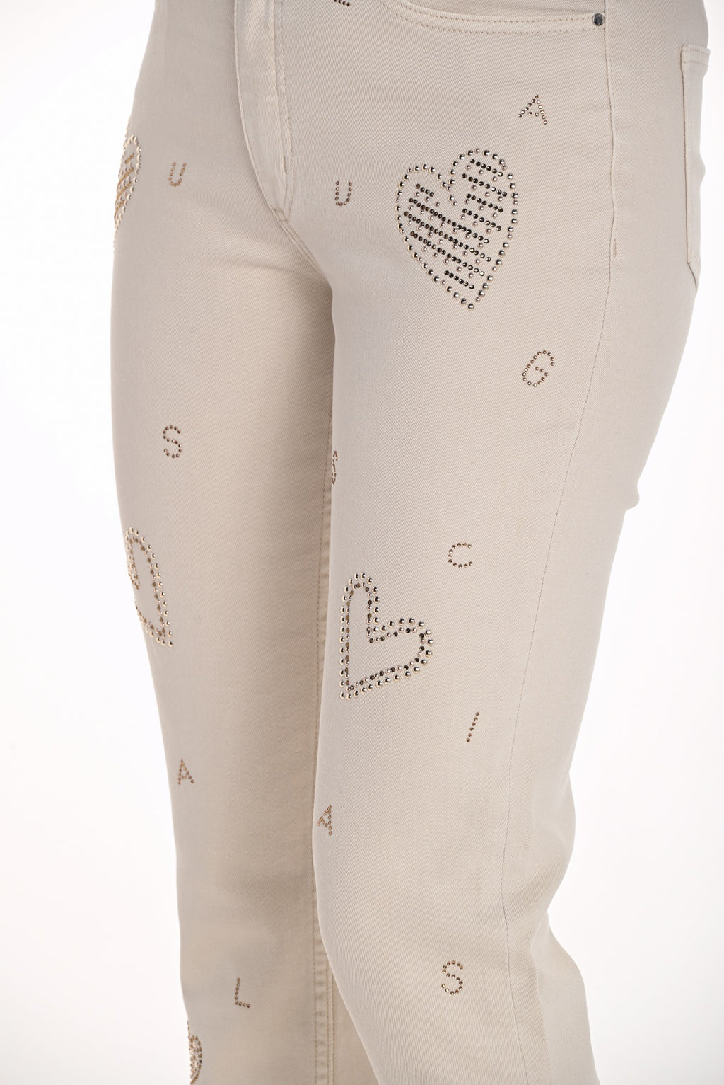 Frank Lyman Slim Cropped Jeans With Embellishments Style 251527
