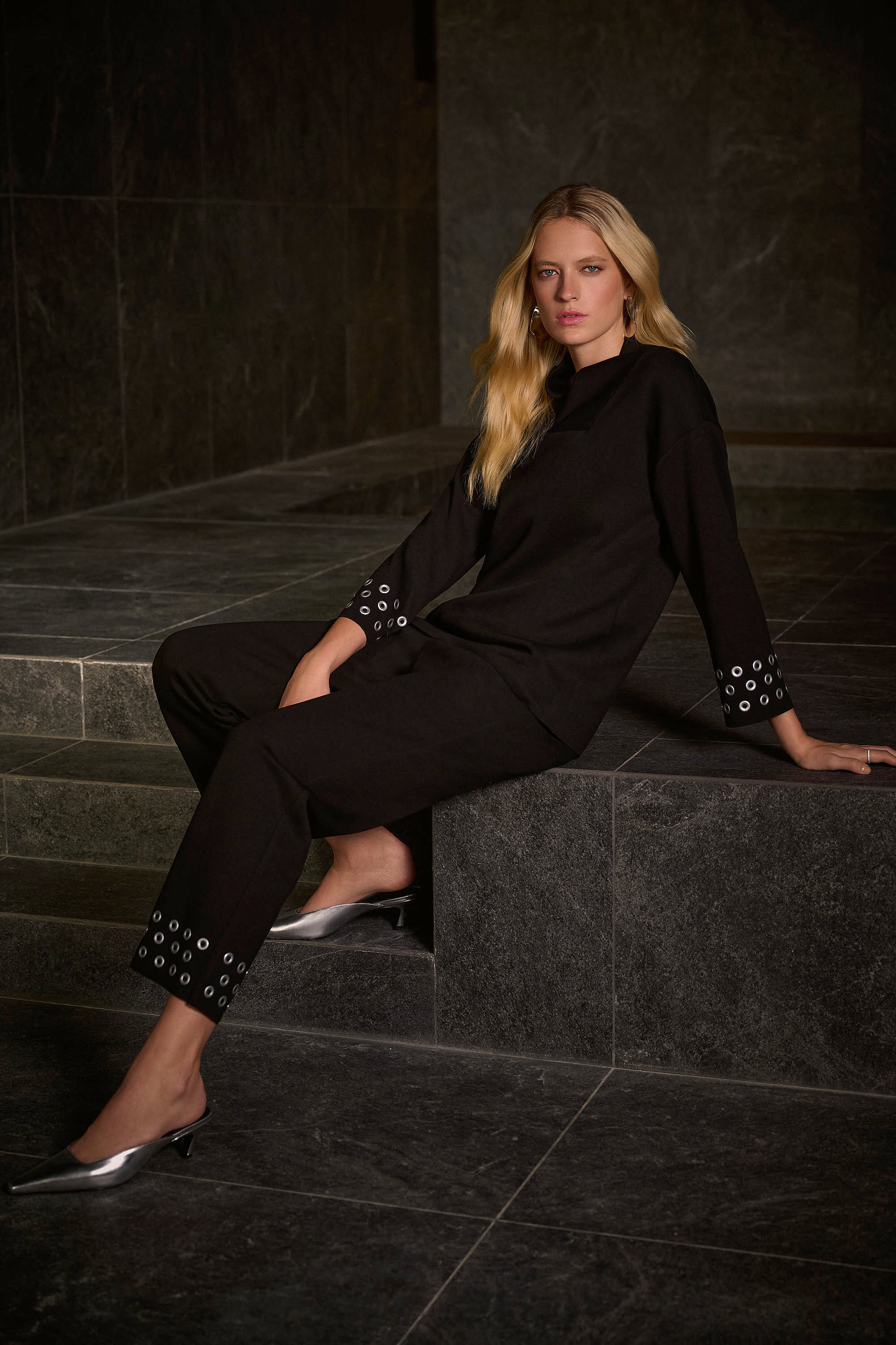 Joseph Ribkoff Embellished Casual Mid-rise Trousers Style 254094