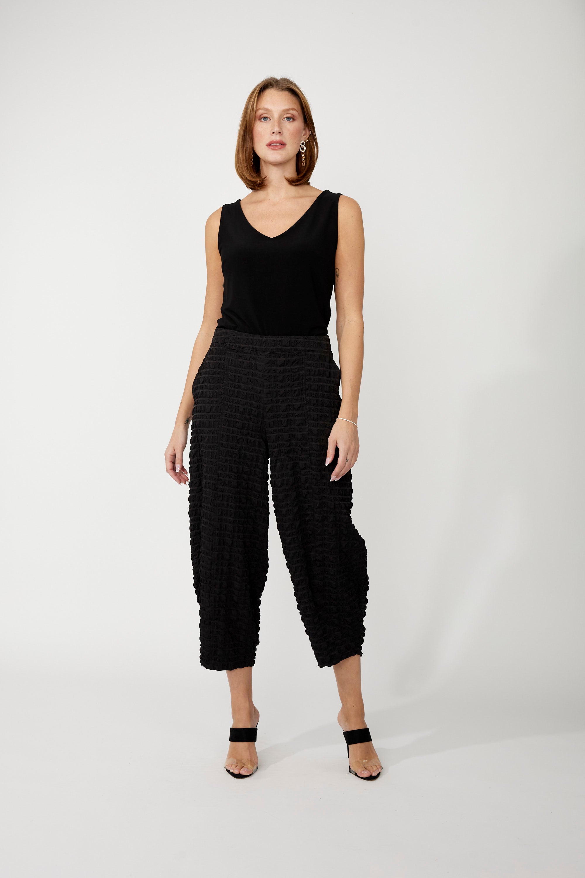 Frank Lyman Relaxed Cropped Trousers Style 256832u