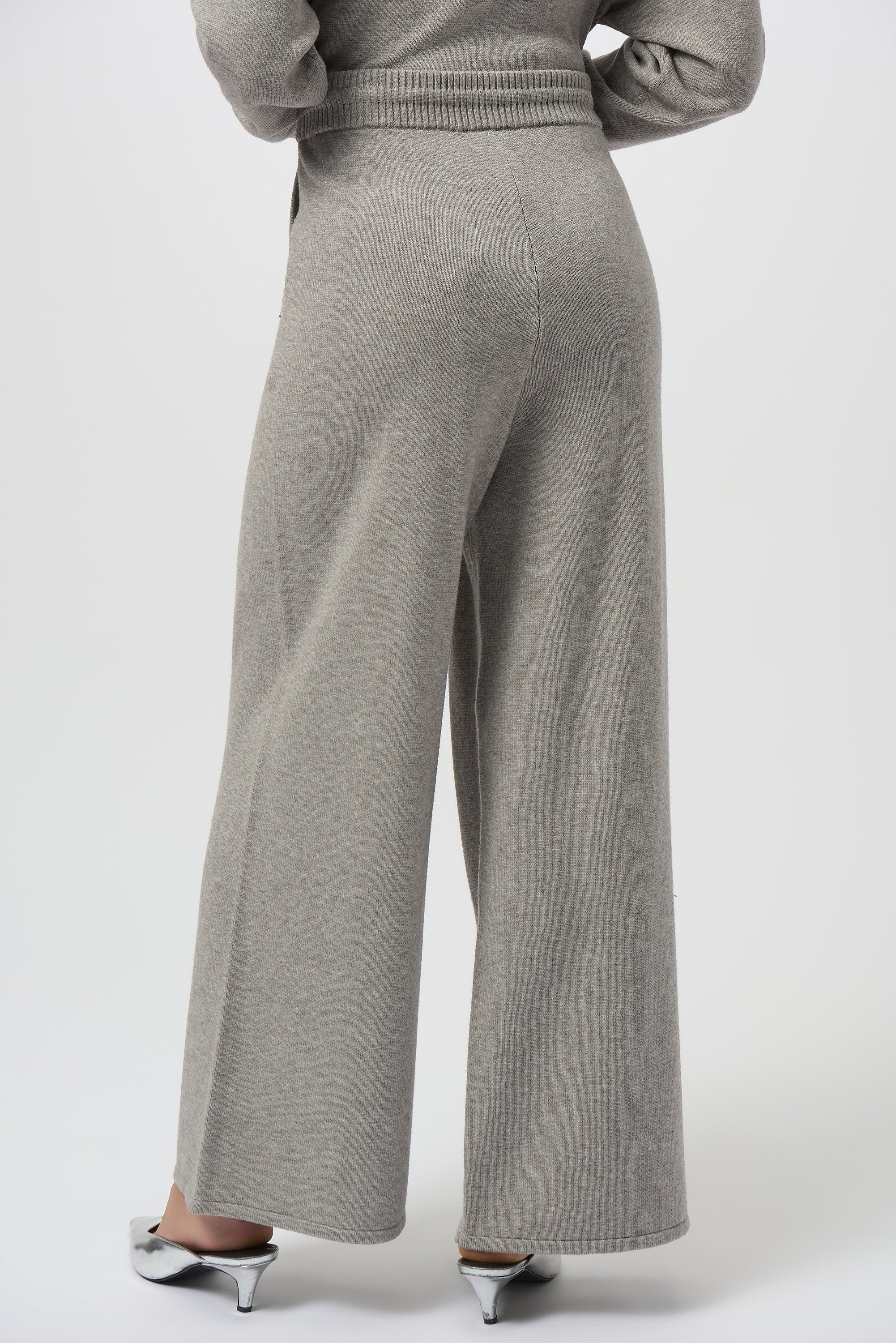 Joseph Ribkoff Relaxed Mid-rise Trousers Style 254945