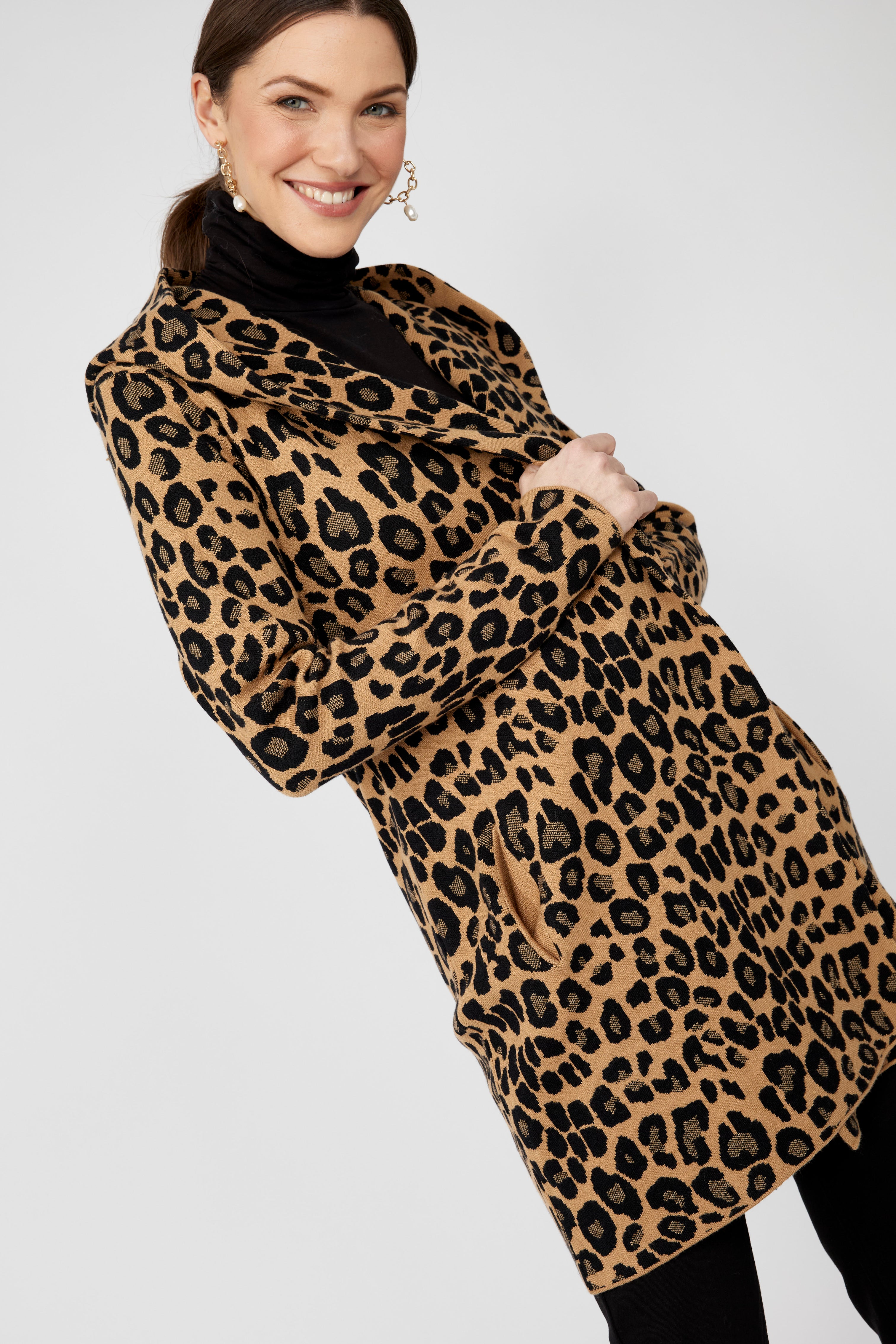Frank Lyman Leopard Print Cardigan Style 253812 – lolasfashions.ca