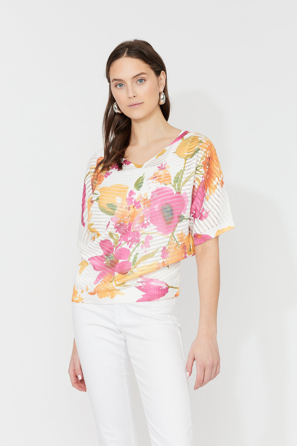 Frank Lyman Floral V-neck Pullover Style 261644