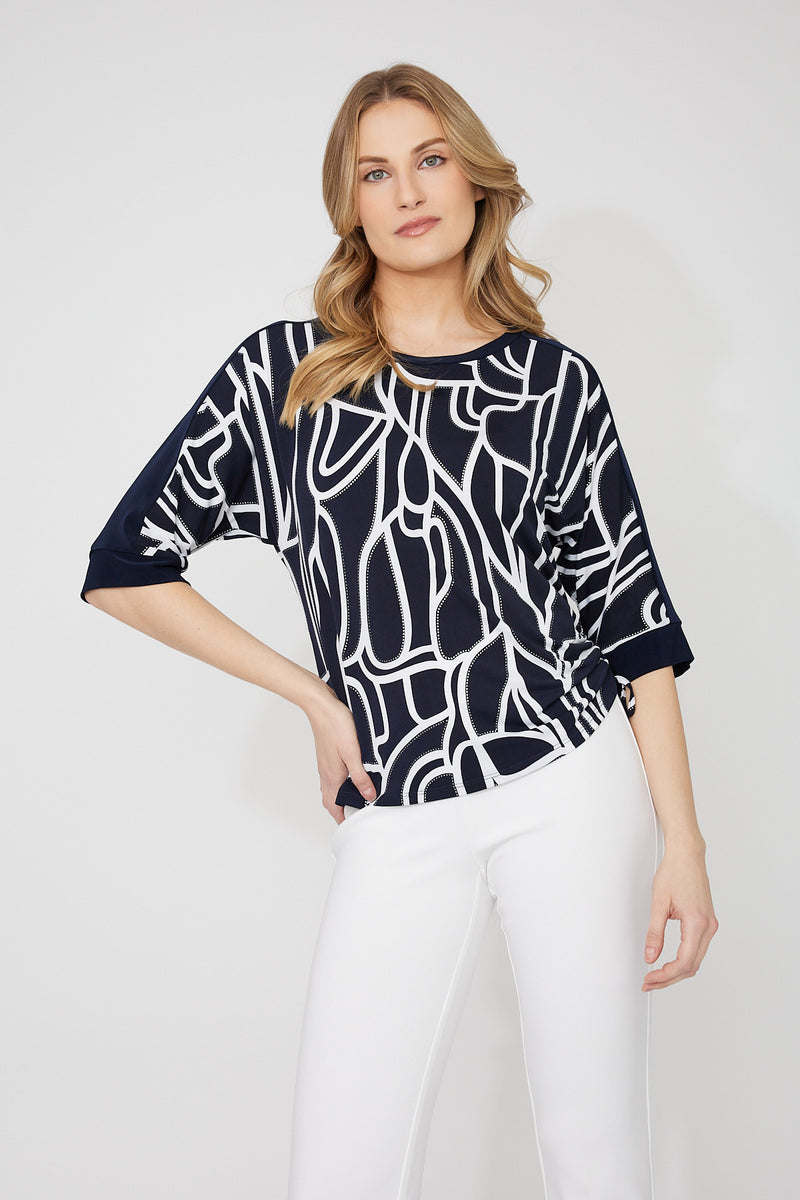 Frank Lyman Crew Neck Abstract Pullover Style 266114