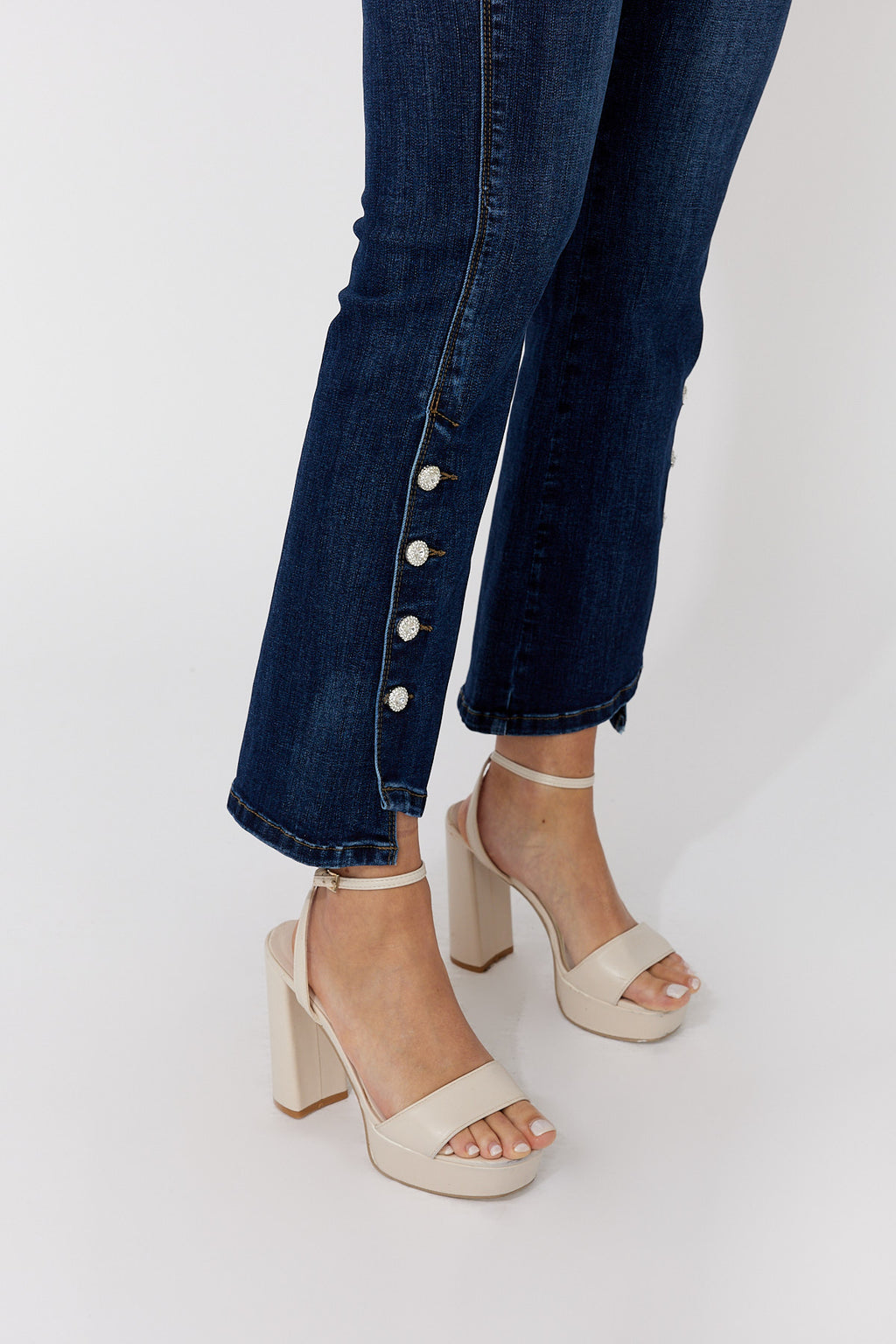 Frank Lyman High-waisted Slim Jeans Style 266508