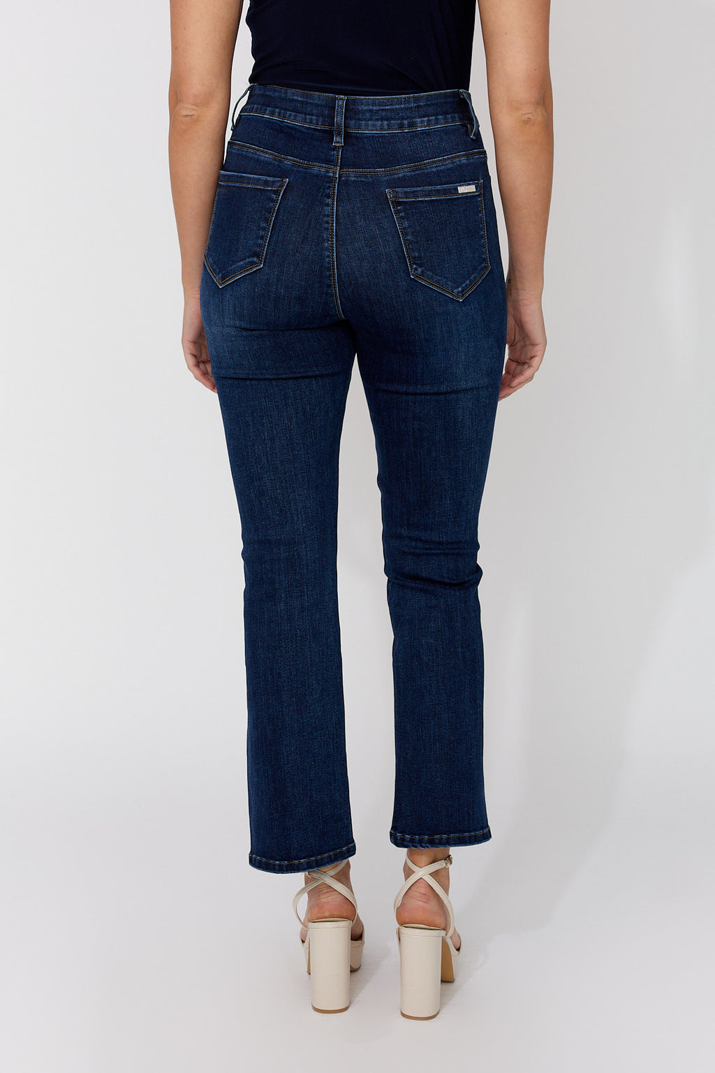 Frank Lyman High-waisted Slim Jeans Style 266508