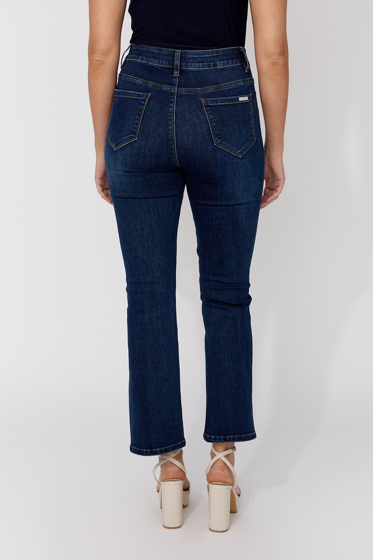 Frank Lyman High-waisted Slim Jeans Style 266508