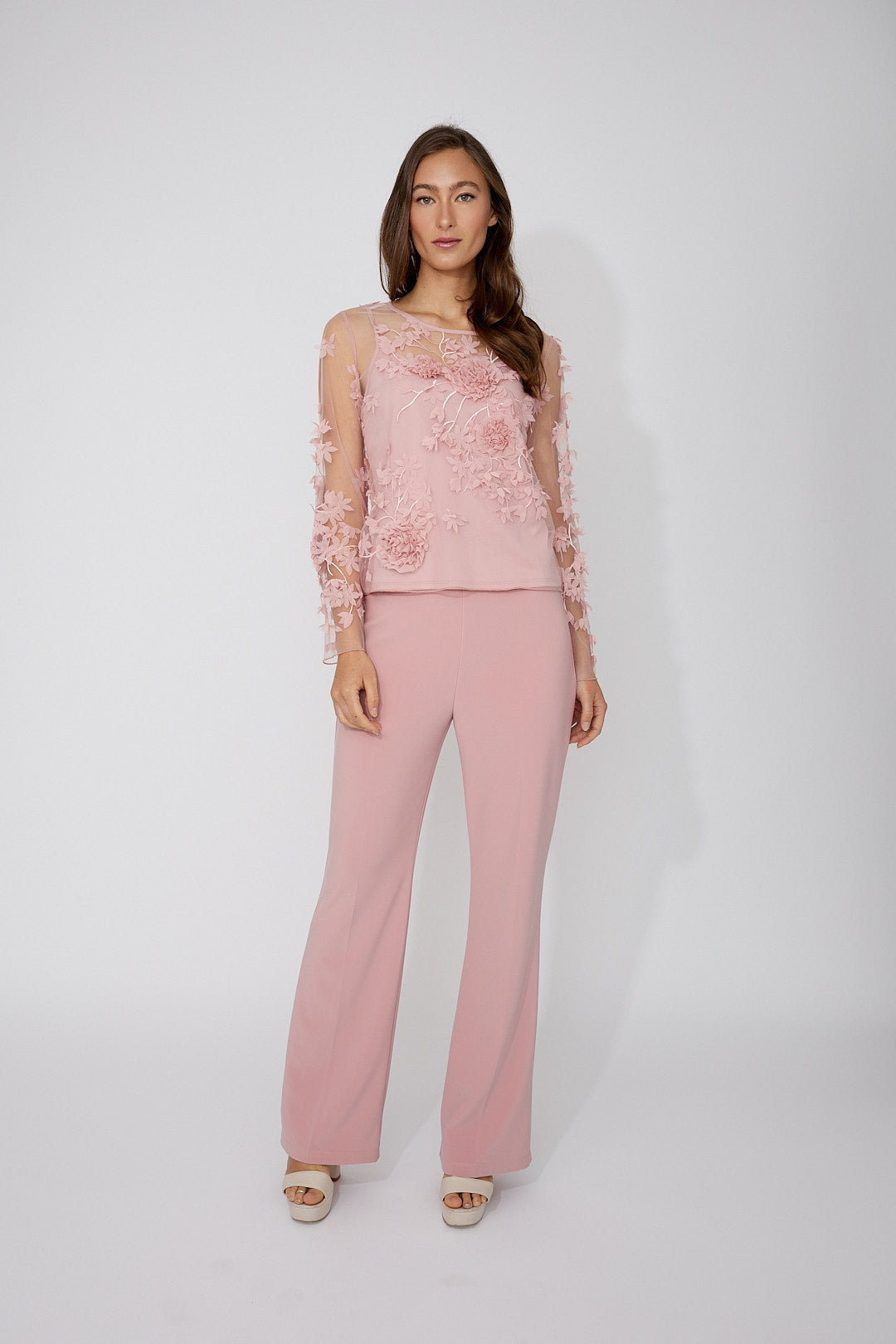 Frank Lyman Floral Embroidered Pullover Style 268319