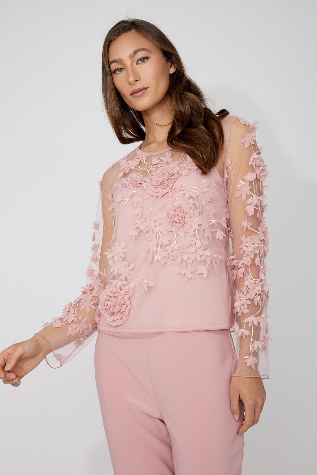 Frank Lyman Floral Embroidered Pullover Style 268319
