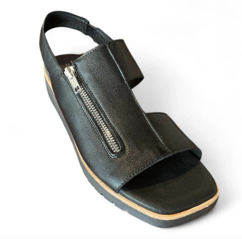 Django & Juliette Kemma Sandals