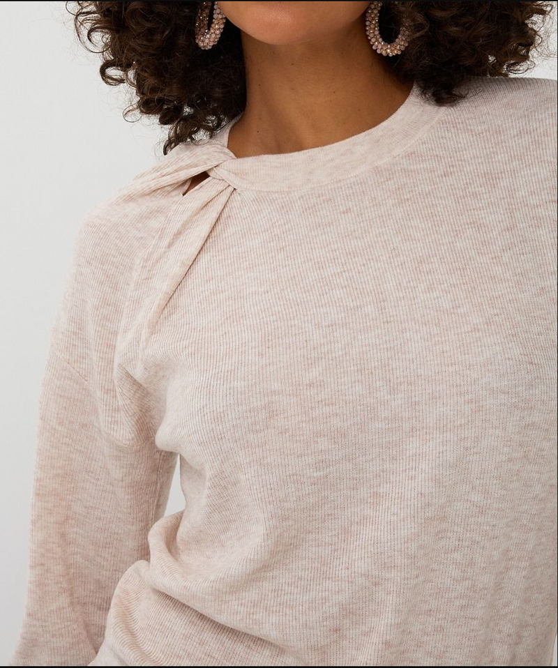 Esqualo Long Sleeve Twisted Knit Sweater 2507512