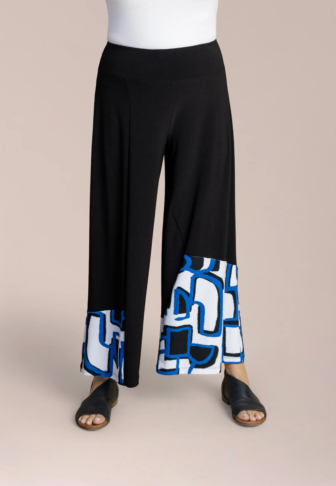Sympli Wide Leg Crop, Blocked Print 27204