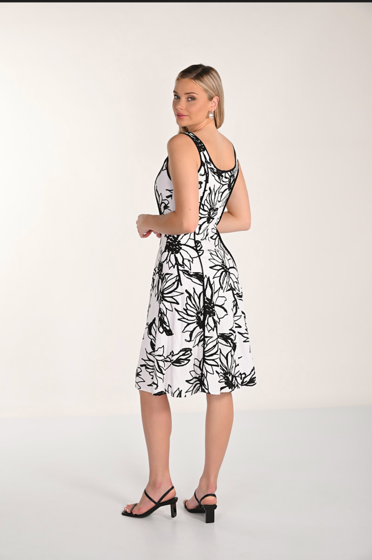 Frank Lyman Floral A-line Dress With Pockets Style 266141