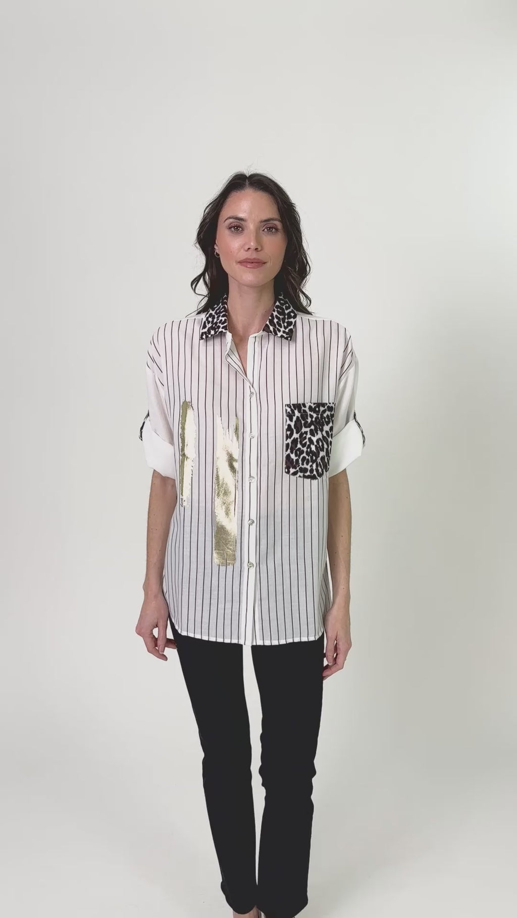 Frank Lyman Leopard Print Buttoned Shirt Style 261653