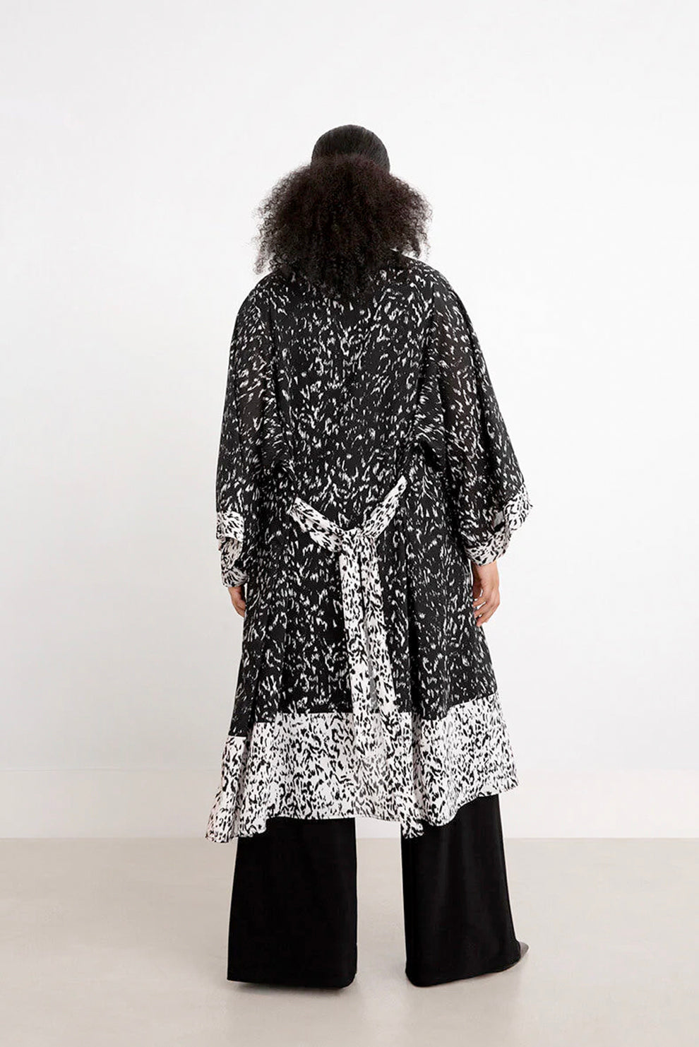 Sympli Whisper 2-Tone Kimono | Style:9516