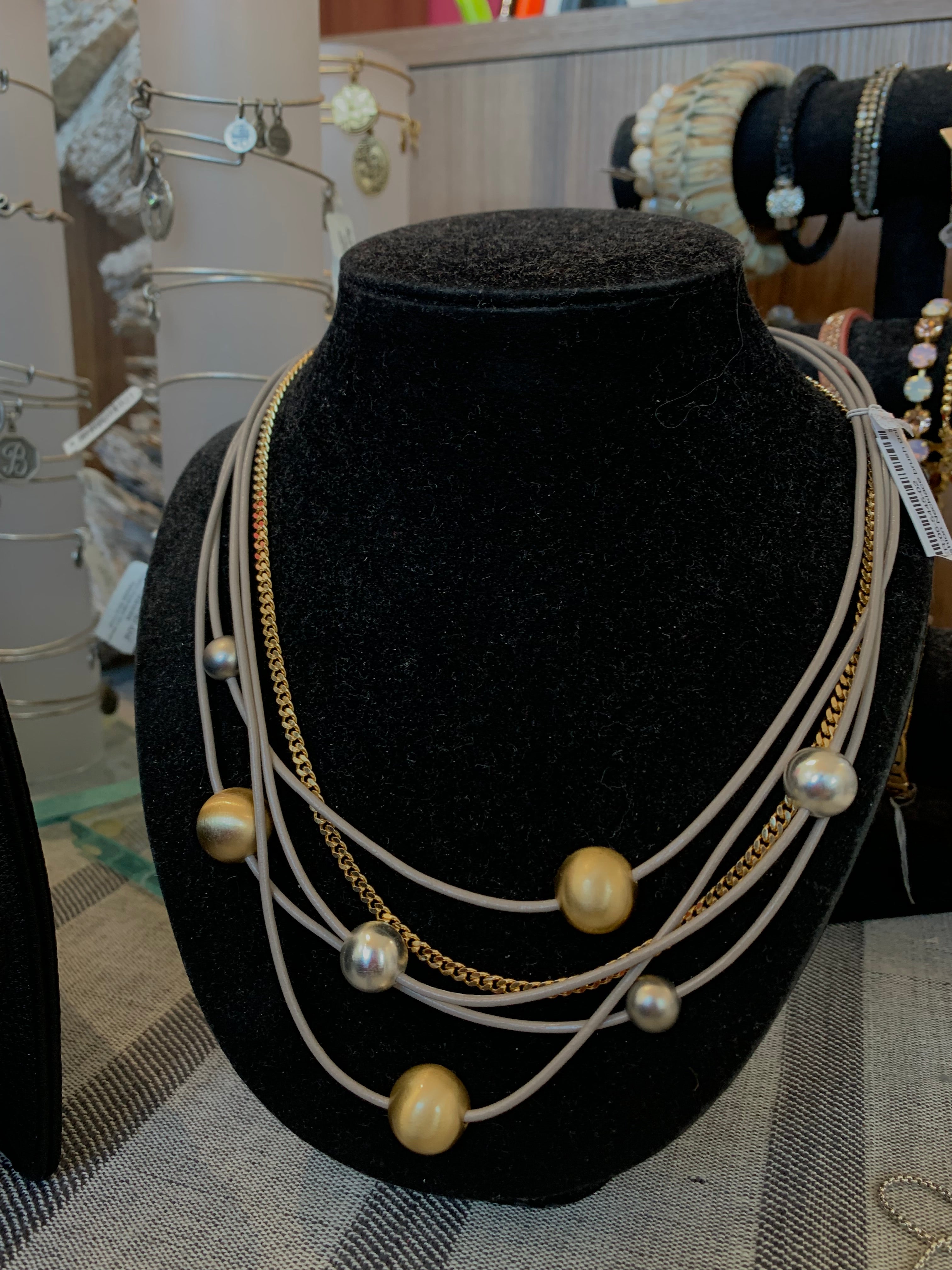 Merx Necklace
