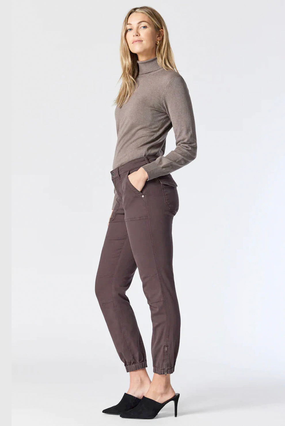 Mavi Women's Ivy Fudge Twill Pants | Style: M100774-81649
